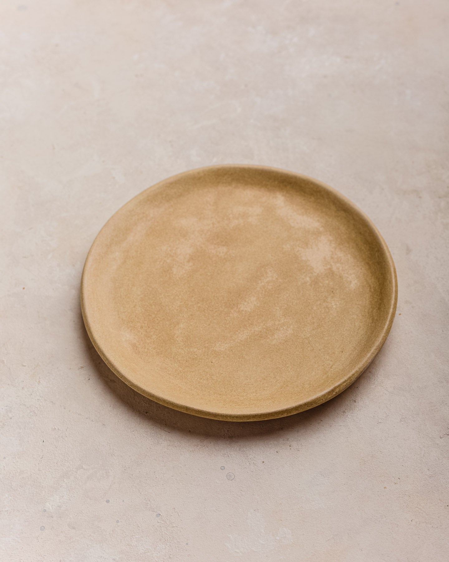 Plato Edge Mostaza Mate M