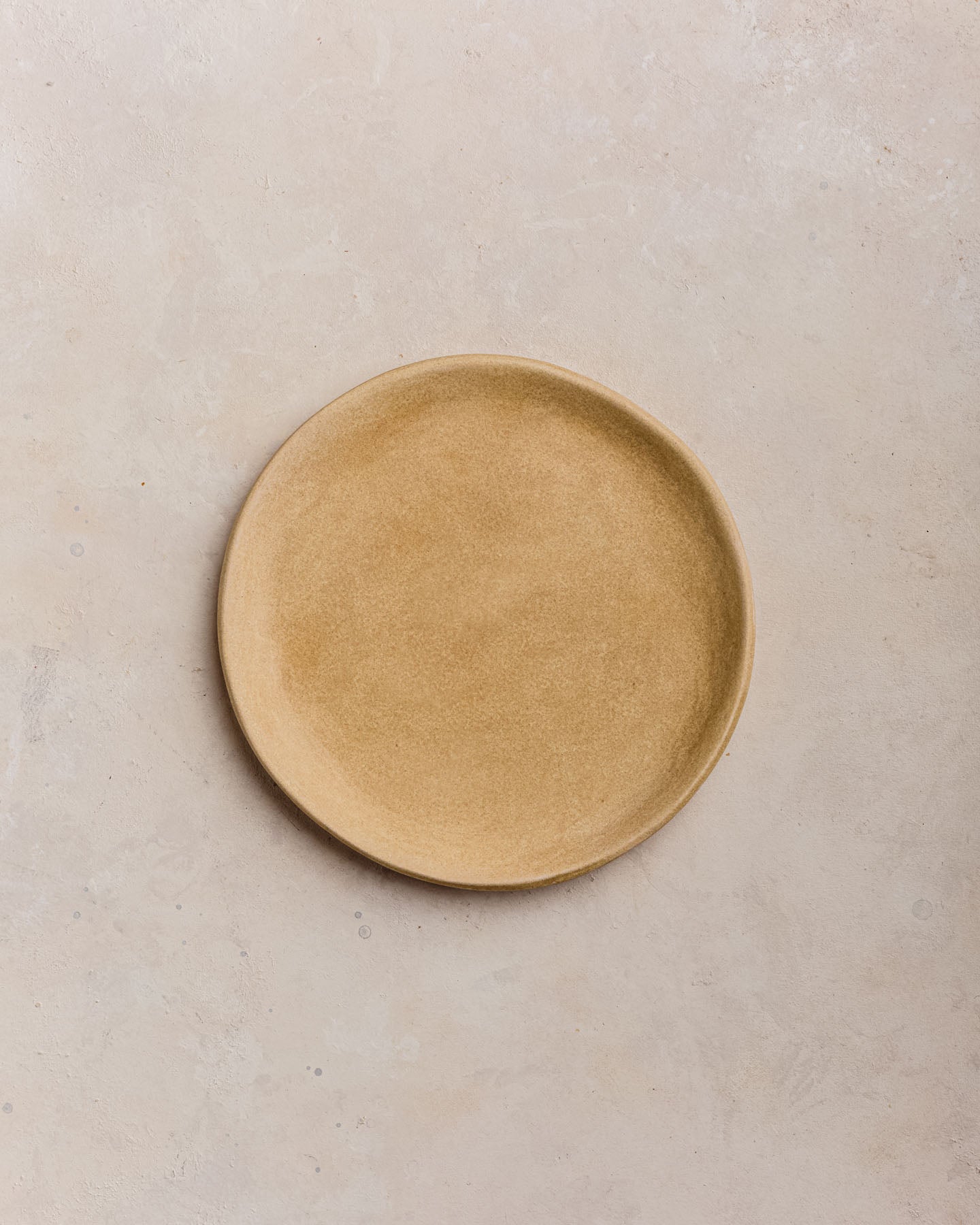 Plato Edge Mostaza Mate M