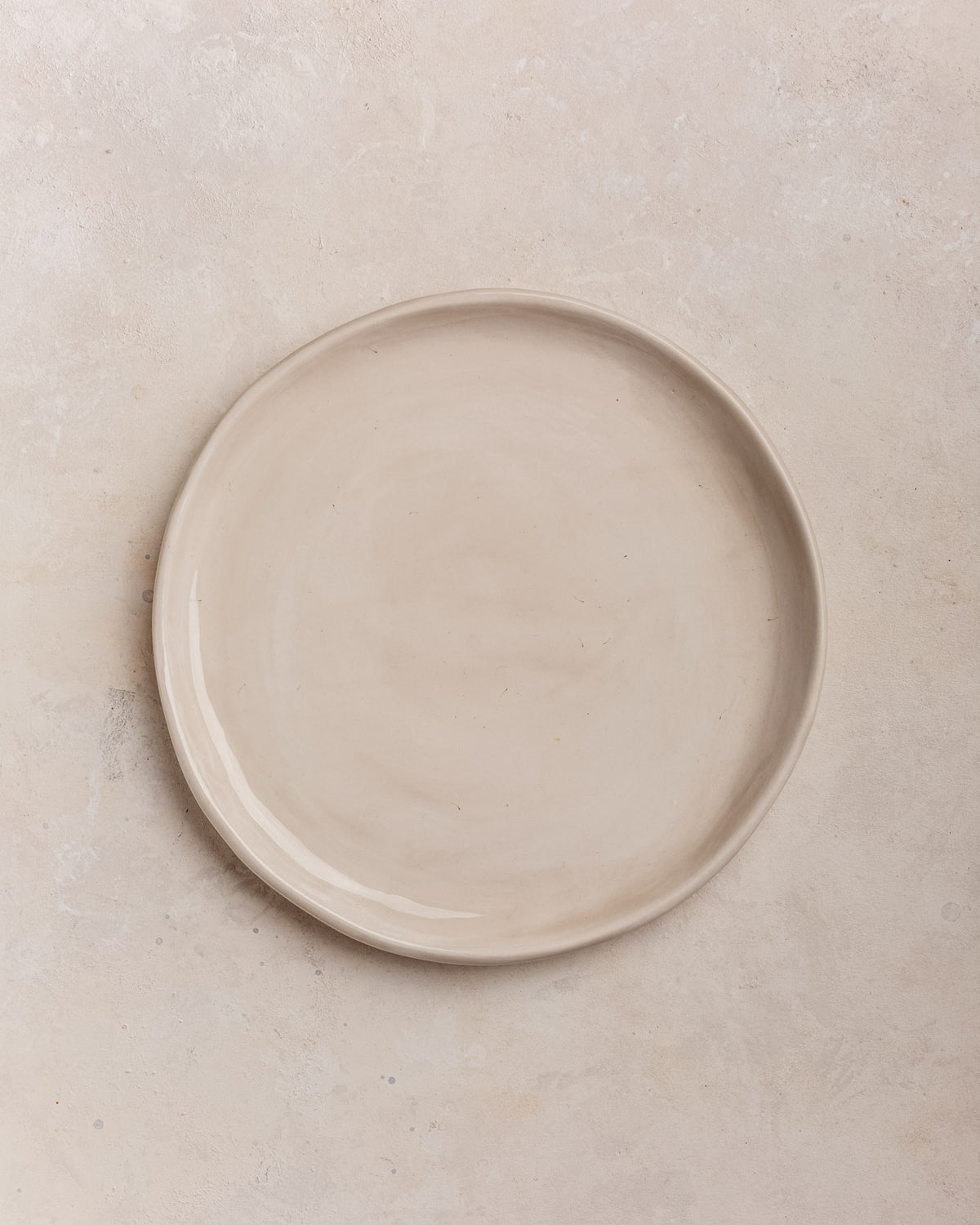 Plato Edge beige brillante L