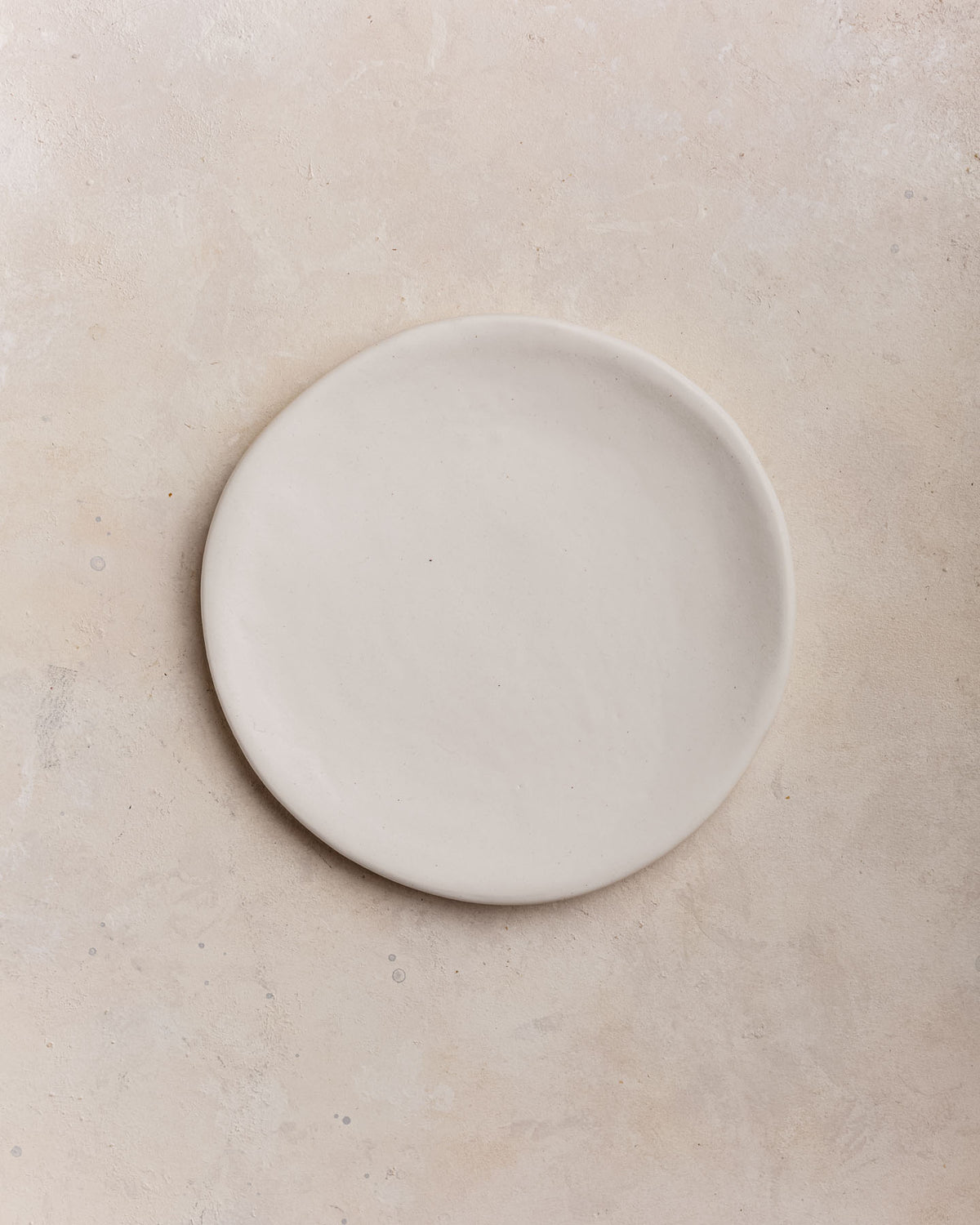 Plato Curved blanco mate M